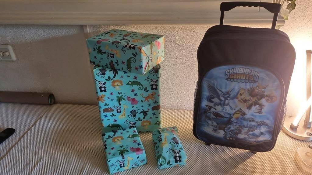 Nintendo 3DS - Groot Skylanders Figuurtjes Lot!, Met games, Gebruikt, Zwart, Ophalen of Verzenden