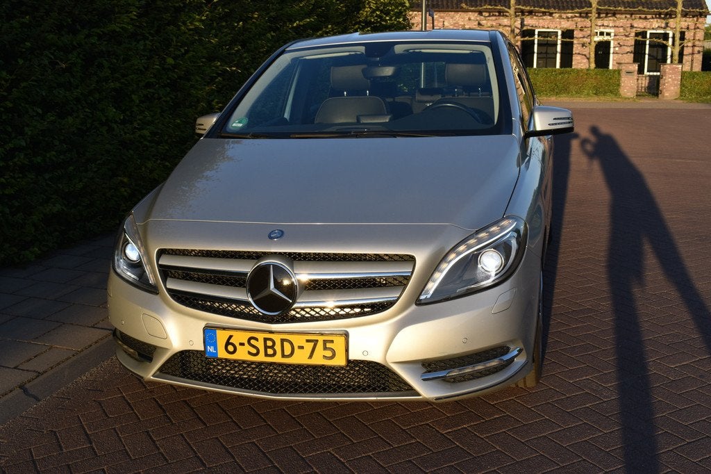 Mercedes-Benz B-Klasse 200 Amb '13 1e Eig, Trekh, PERFECTE S, Auto's, Mercedes-Benz, Voorwielaandrijving, Gebruikt, Bi-Xenon koplampen