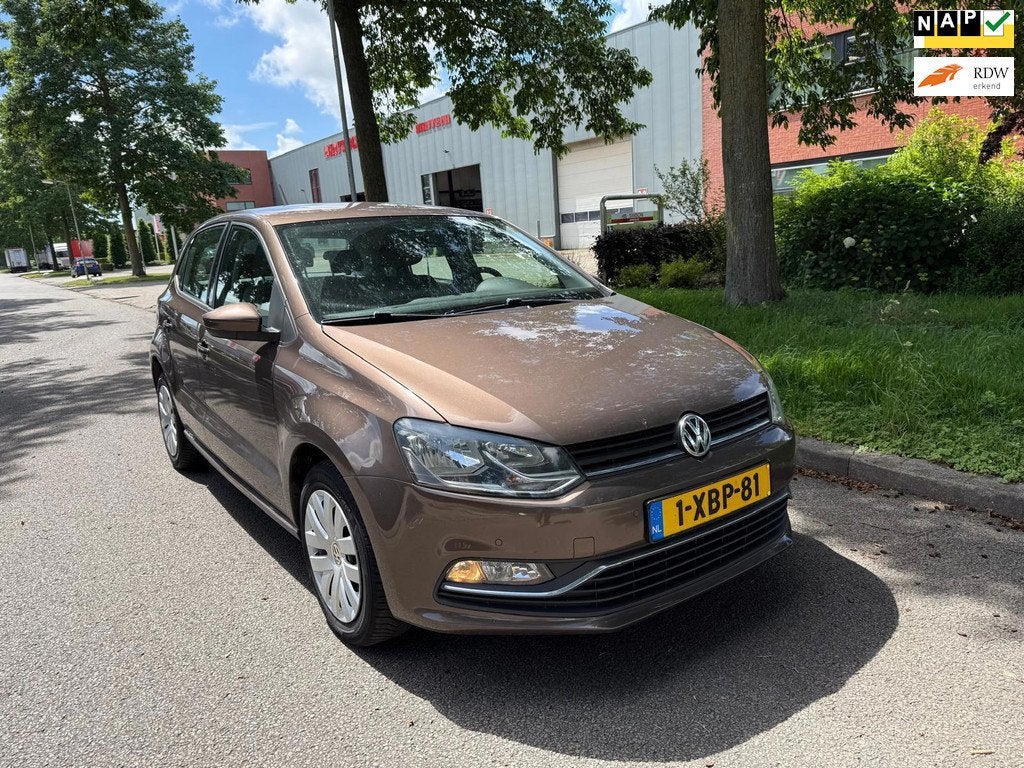 Volkswagen Polo 1.2 TSI Comfortline, Euro 6, 4 cilinders, Bruin, Start-stop-systeem