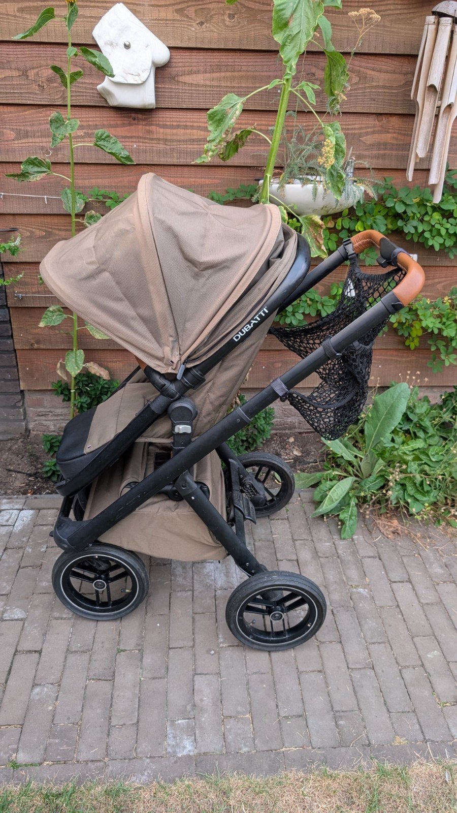 Dubatti One wandelwagen met groene bekleding en zwart f, Gebruikt, Luchtbanden, Ophalen, Kinderwagen