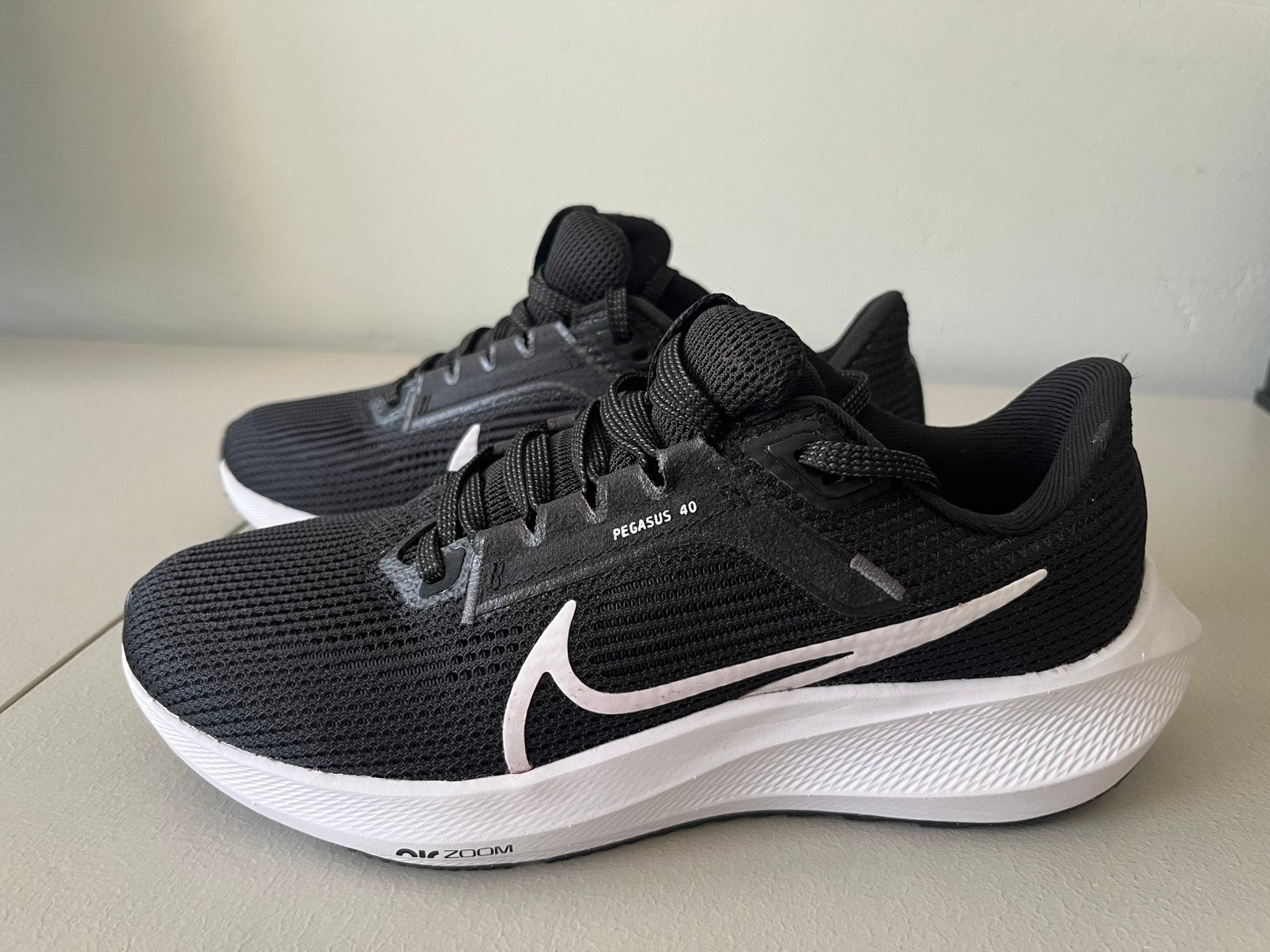 Nieuw Nike Pegasus 40 maat 37,5, Sport en Fitness, Loopsport en Atletiek, Ophalen of Verzenden, Zo goed als nieuw, Hardloopschoenen