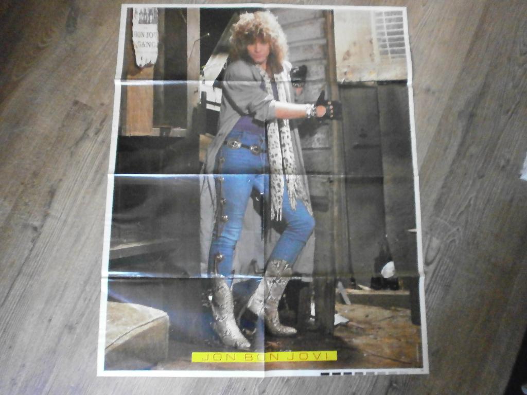 leuke xl poster jr 90 Jon Bon Jovi  /  Madonna, Verzenden, Zo goed als nieuw, A1 t/m A3, Muziek