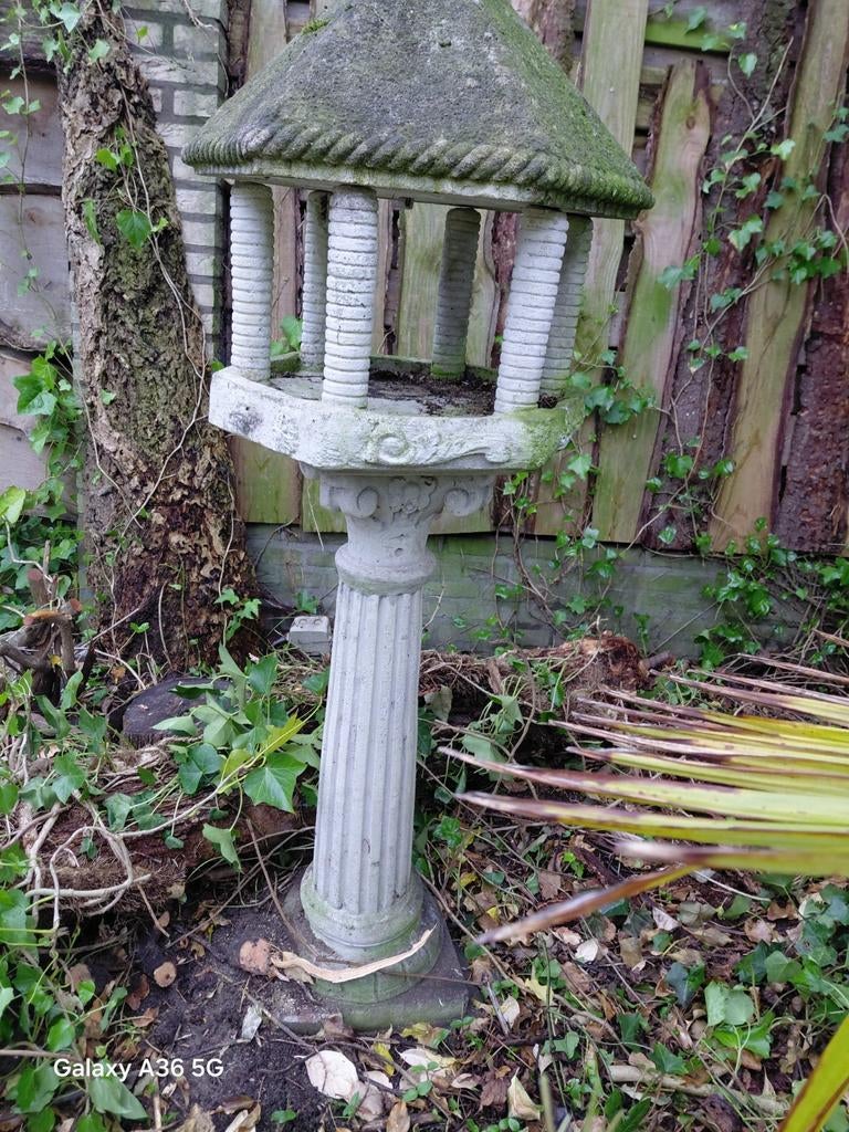 Decoratieve betonnen vogelbad/voederhuisje voor tuin, Tuin en Terras, Tuinbeelden, Ophalen, Gebruikt, Beton, Abstract beeld