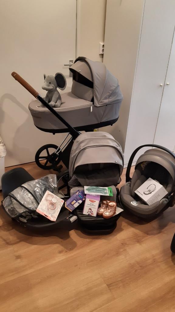 Cybex priam 4.0 4in 1., Kinderen en Baby's, Kinderwagens en Combinaties, Ophalen of Verzenden, Zo goed als nieuw, Overige merken