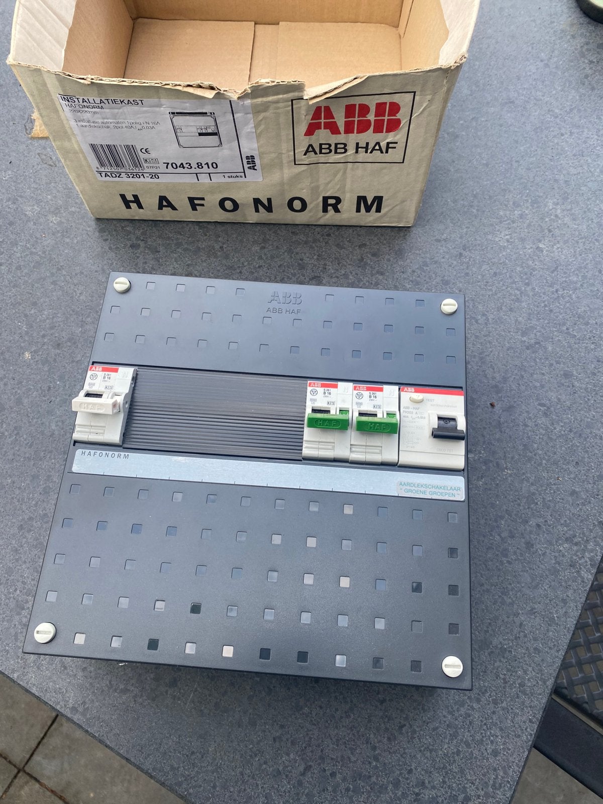 abb installatiekast, Doe-het-zelf en Verbouw, Elektra en Kabels, Ophalen, Zo goed als nieuw, Overige typen