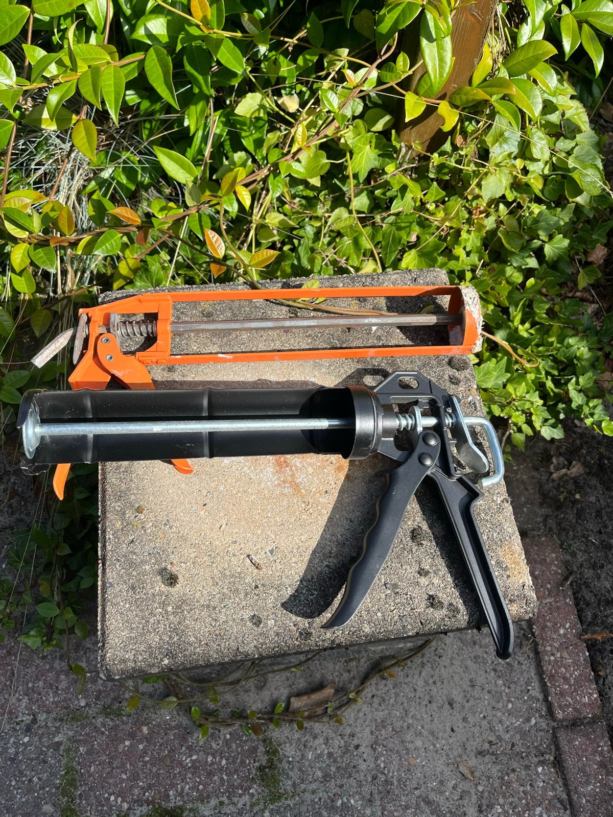 Kitspuit 2x, Ophalen of Verzenden, Gebruikt, Kitspuit