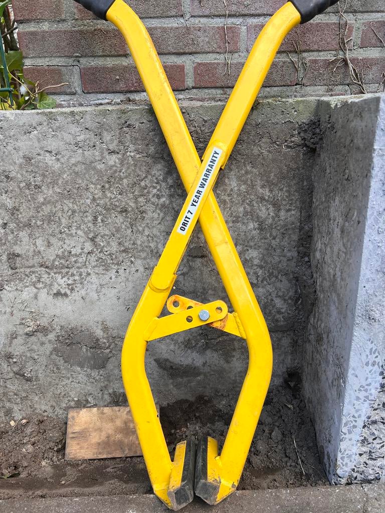 Betonbandenklem - Handig gereedschap voor bestrating, Ophalen of Verzenden, Zo goed als nieuw