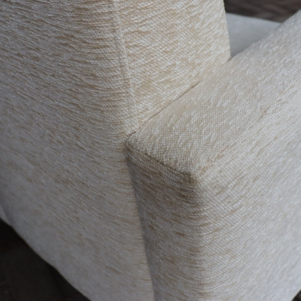 Beige fauteuil – professioneel gereinigd, Huis en Inrichting, Ophalen, Hout, Gebruikt, Info@taisol.nl