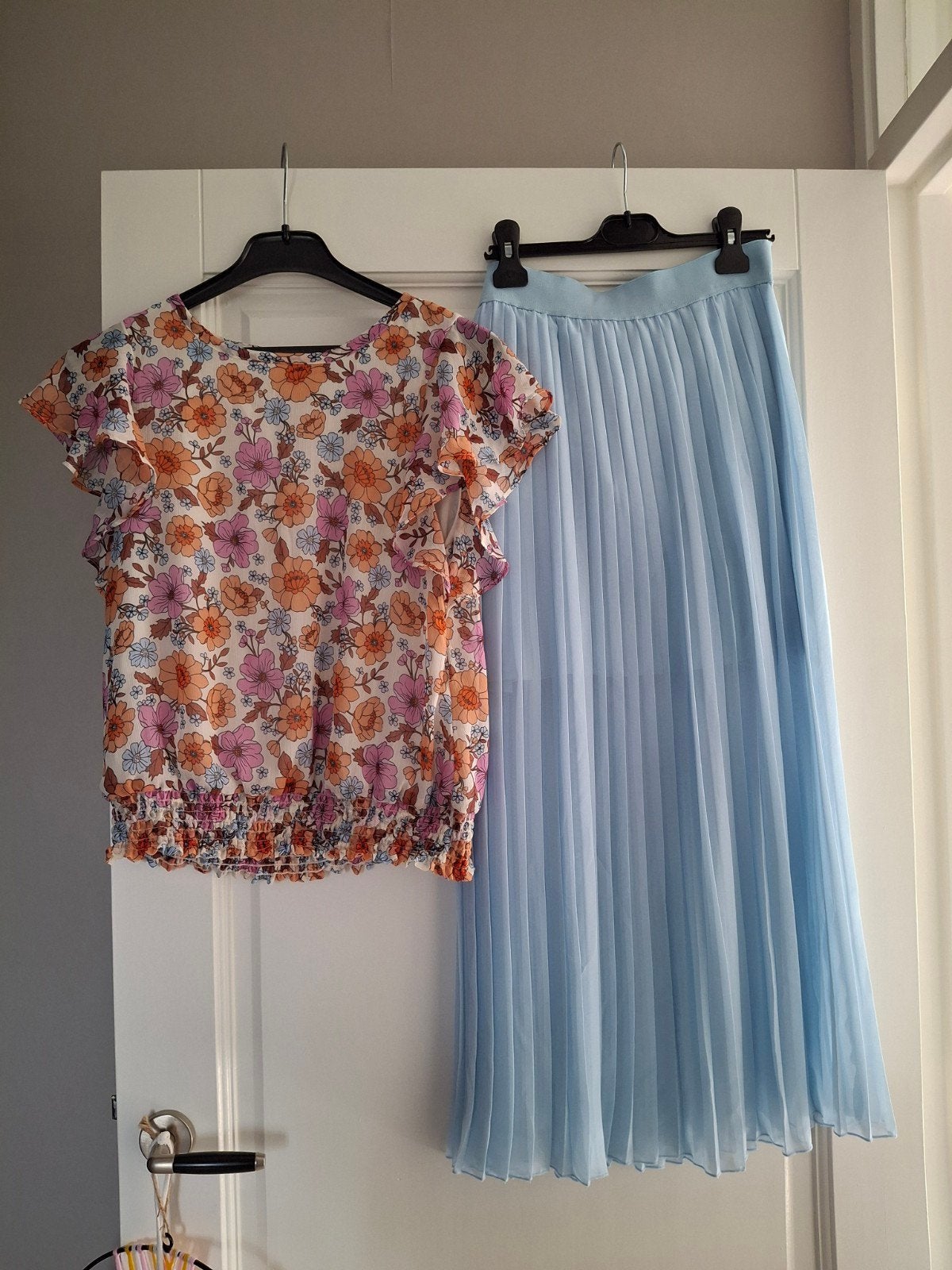 Leuk set kleding rok+blousje maat 164, Meisje, Ophalen of Verzenden, Zo goed als nieuw, Setje