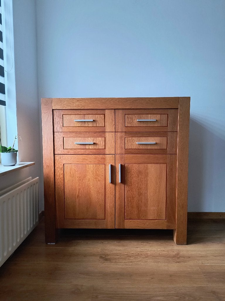 Massief houten eiken kast, Ophalen