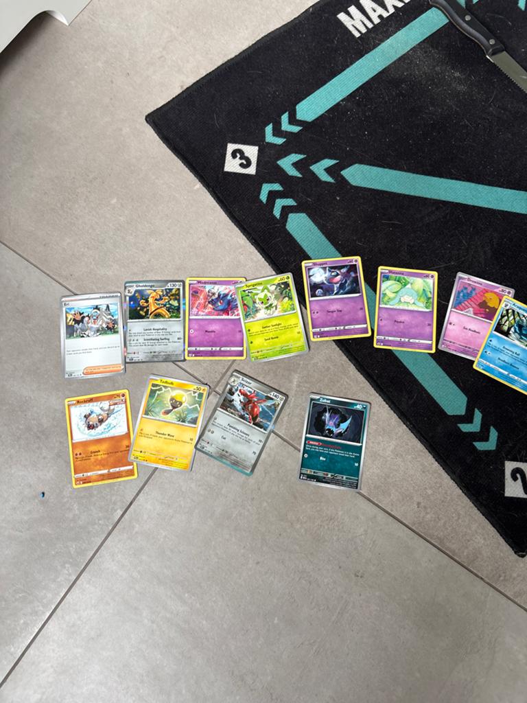 Pokémon Kaarten Collectie - Diverse Zeldzaamheden, Ophalen of Verzenden, Zo goed als nieuw, Meerdere kaarten