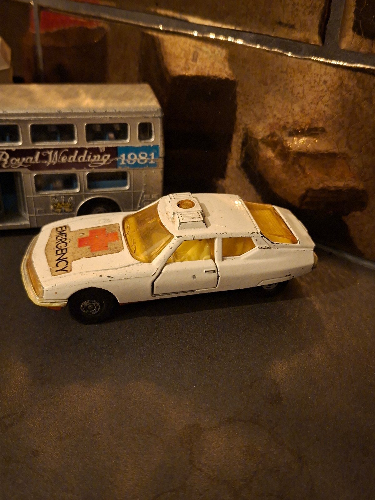 Vintage speelgoedauto's: Fort Knox, bus, politieauto, Ophalen of Verzenden, Gebruikt