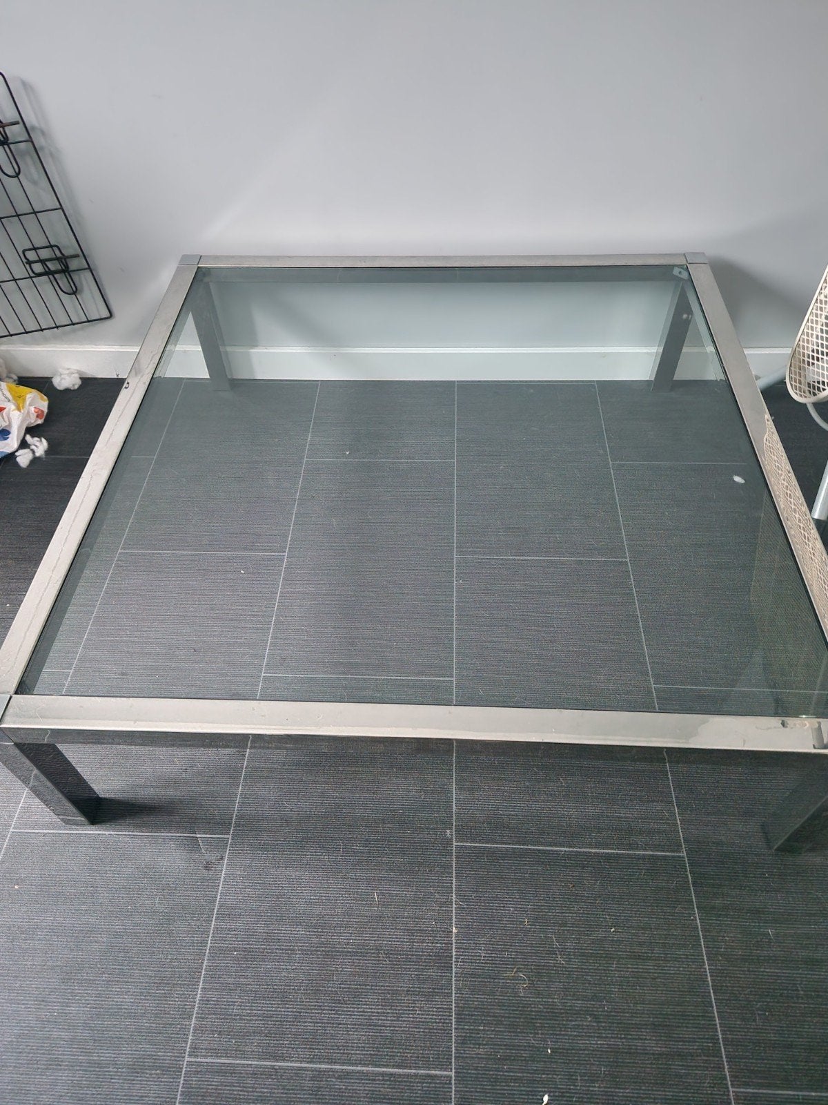 Salon Tafel te koop, Ophalen