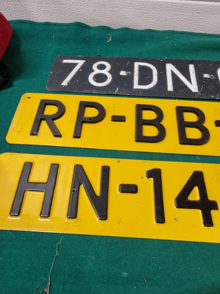nummerplaten kentekenplaat drie stuks, Ophalen of Verzenden, 'T Olde Gre-j, Info@toldegrej.nl, Endepoelstraat 20f Didam