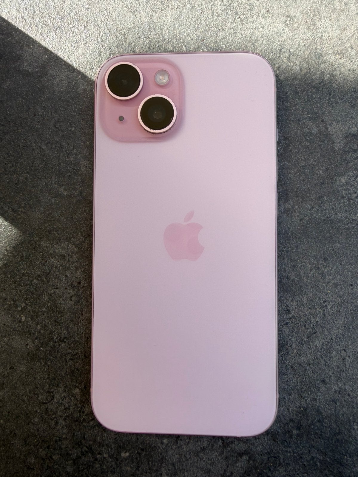 Iphone 15 roze, Ophalen, Zo goed als nieuw