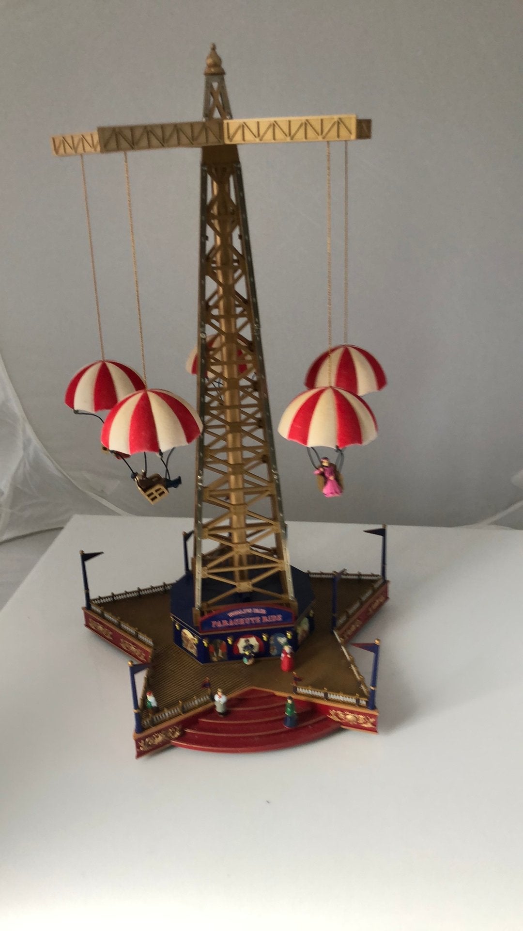 Mr. christmas parachute ride, Ophalen, Zo goed als nieuw