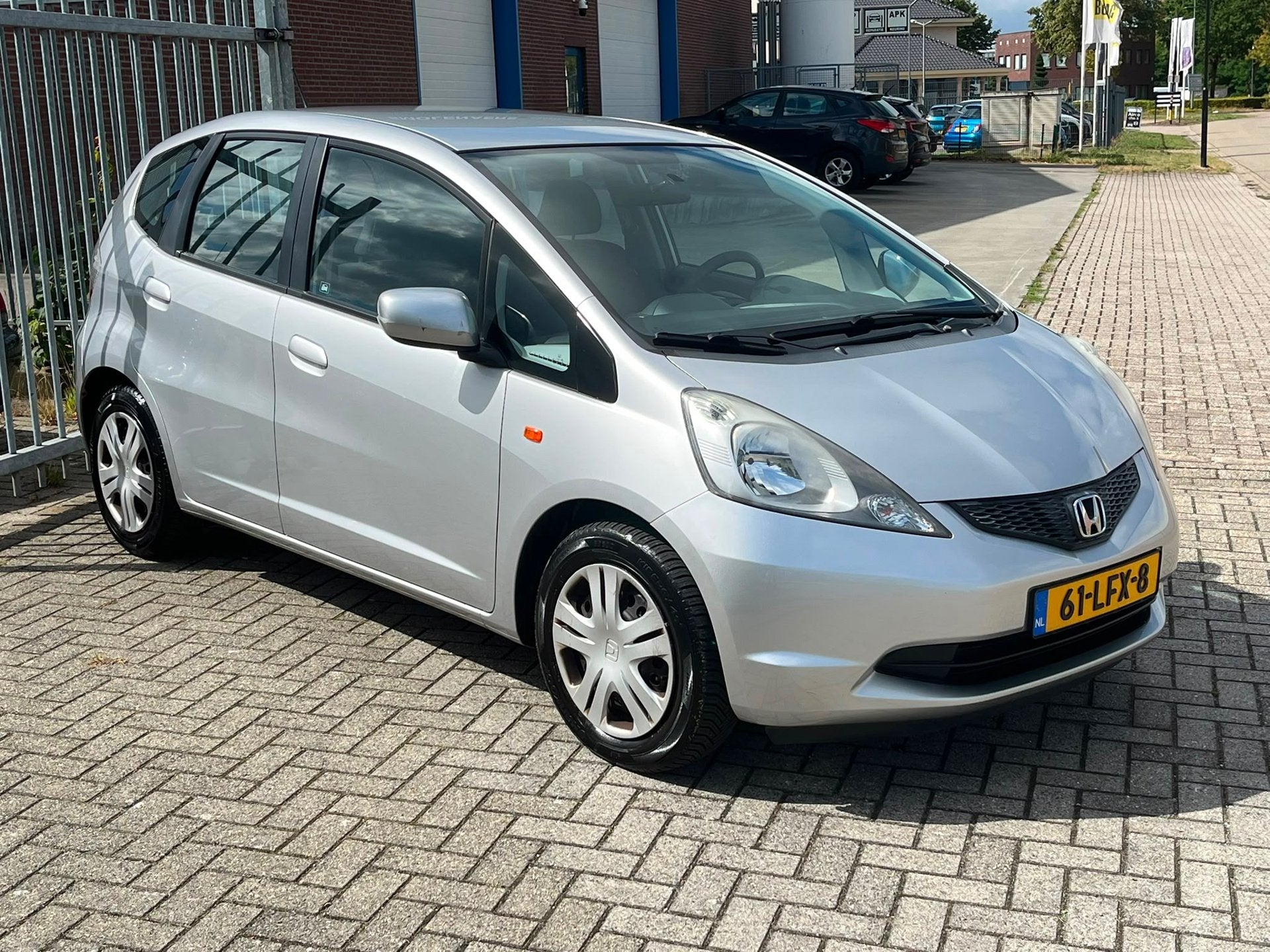 Honda Jazz 1.2 Trend 5 deurs hoge instap 90PK! NL AUTO NAP!, Auto's, Honda, Euro 5, Zwart, 4 cilinders, 1198 cc