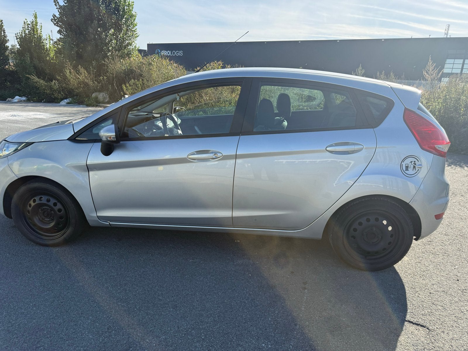Foto 6 van Ford Fiësta 1.25 44KW 5DR 2012 Grijs