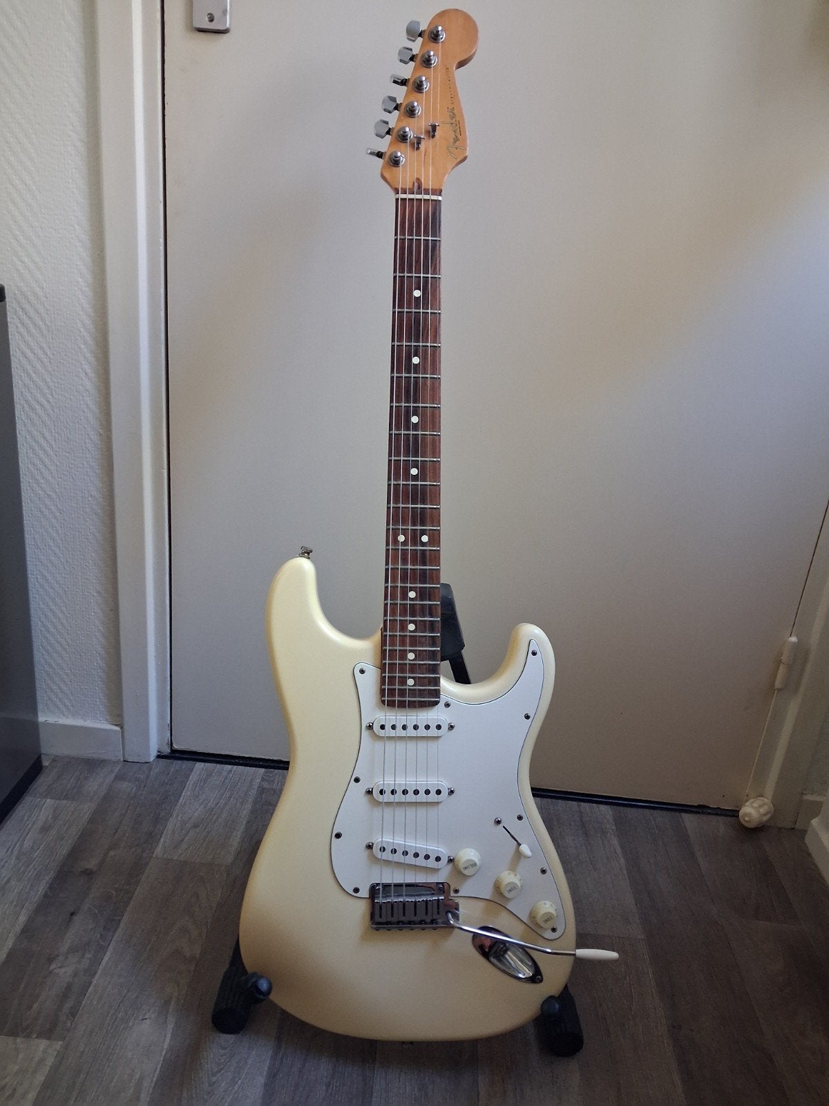 Fender Stratocaster Made in USA 1997 crème kleur, N7309165, Muziek en Instrumenten, Ophalen of Verzenden, Gebruikt, Solid body