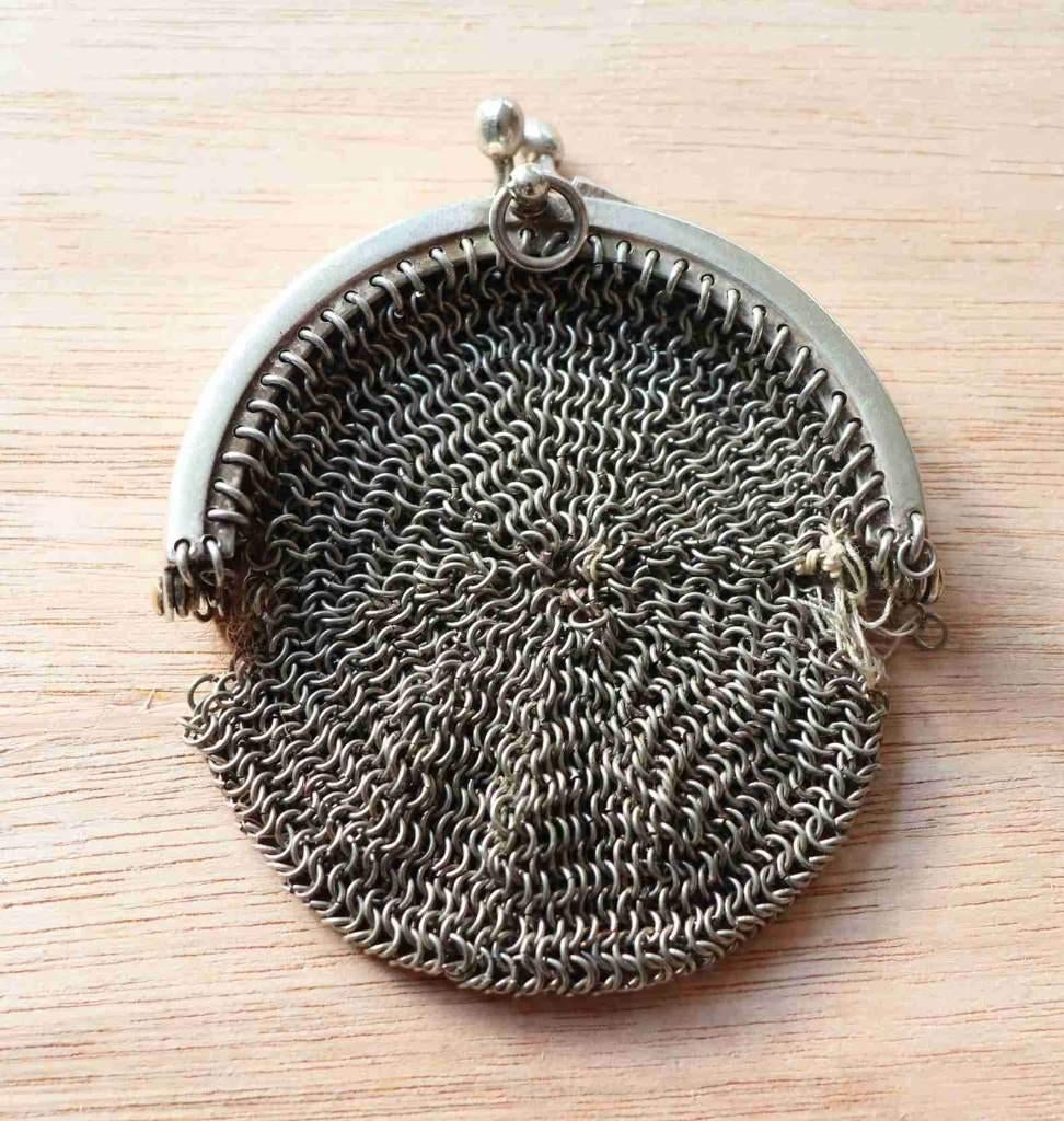 Antieke mesh muntbeurs Austria – German silver ca.1900, Ophalen of Verzenden, Gebruikt, Overige kleuren