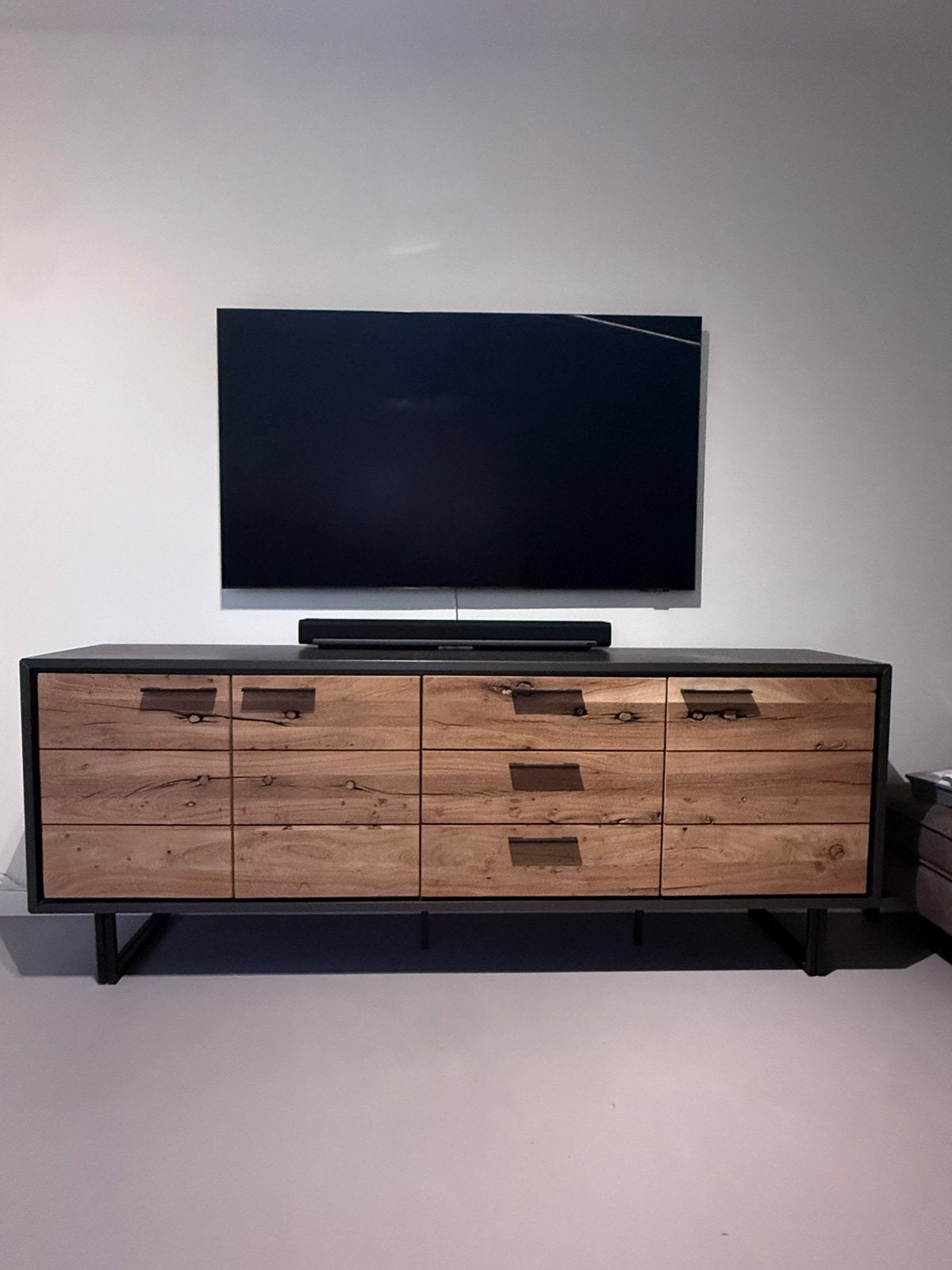 Happy@Home design dressoir/tv-meubel | Massief hout & staal, Ophalen, Gebruikt, Met deur(en), Industrieel modern