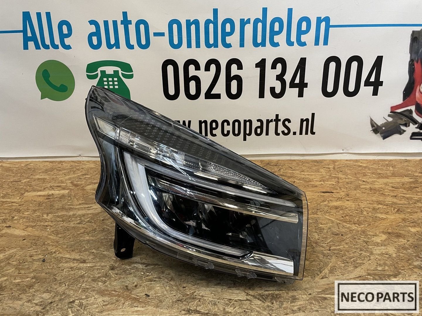 RENAULT TRAFIC VOL LED KOPLAMP RECHTS ORIGINEEL 260109054R, Gebruikt, -, Renault, -