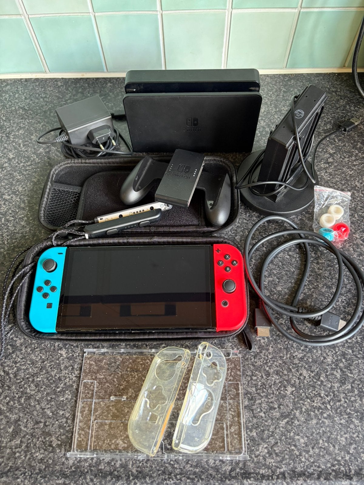 Nintendo Switch OLED - Game - Extra’s - 128 GB micro SD, Switch OLED, Ophalen of Verzenden, Zo goed als nieuw, Met 1 controller