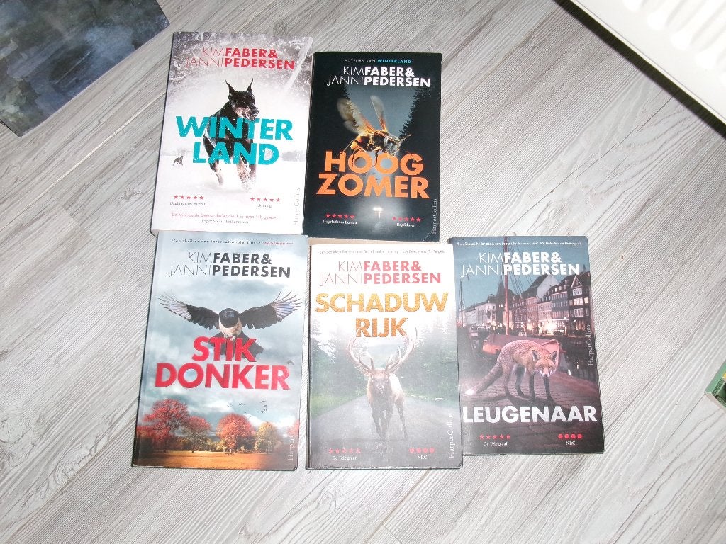 Scandinavische trillers, Ophalen of Verzenden, Zo goed als nieuw