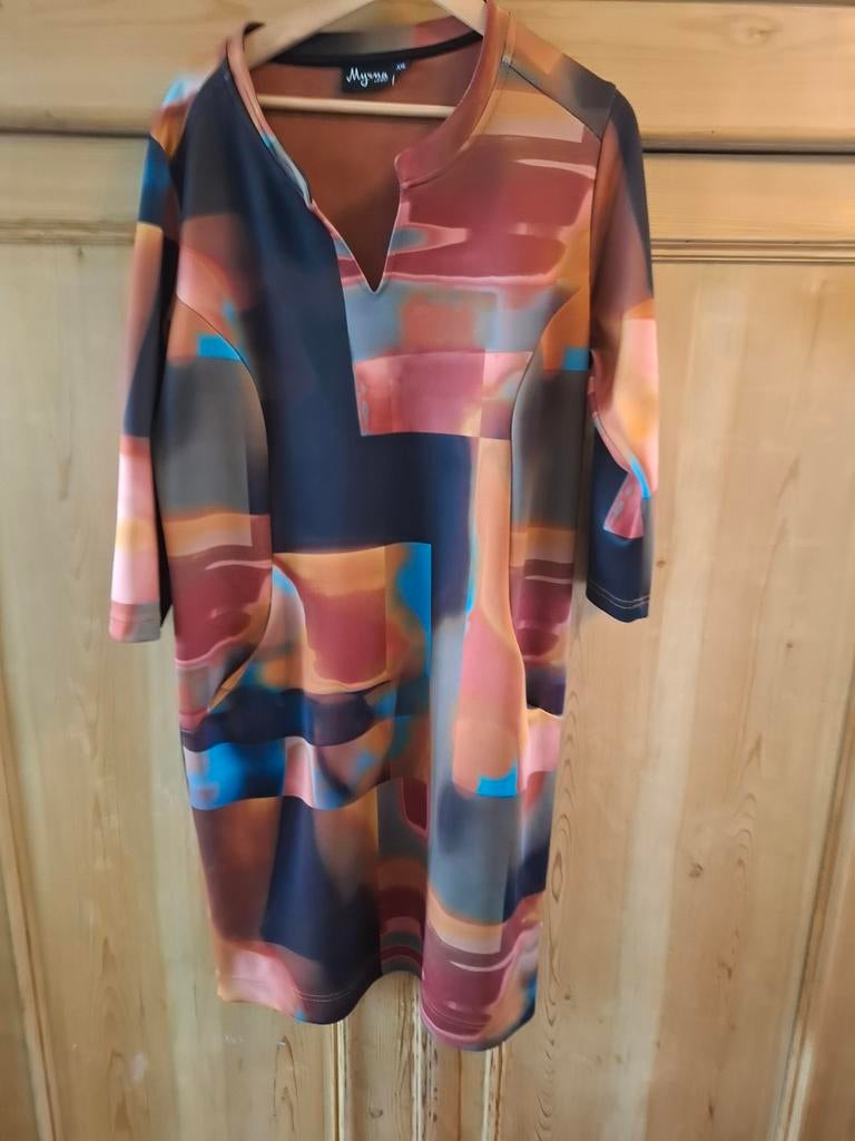 Myrna Jurk XXL - Elastisch met Abstract Patroon, Myrna, Overige kleuren, Maat 46/48 (XL) of groter, Ophalen of Verzenden