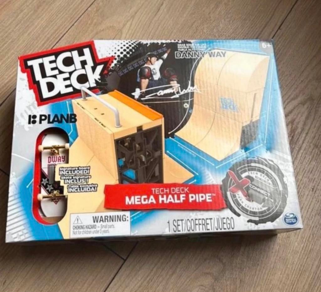 Tech deck set nieuw in doos skate baan half pipe, Ophalen of Verzenden, Zo goed als nieuw