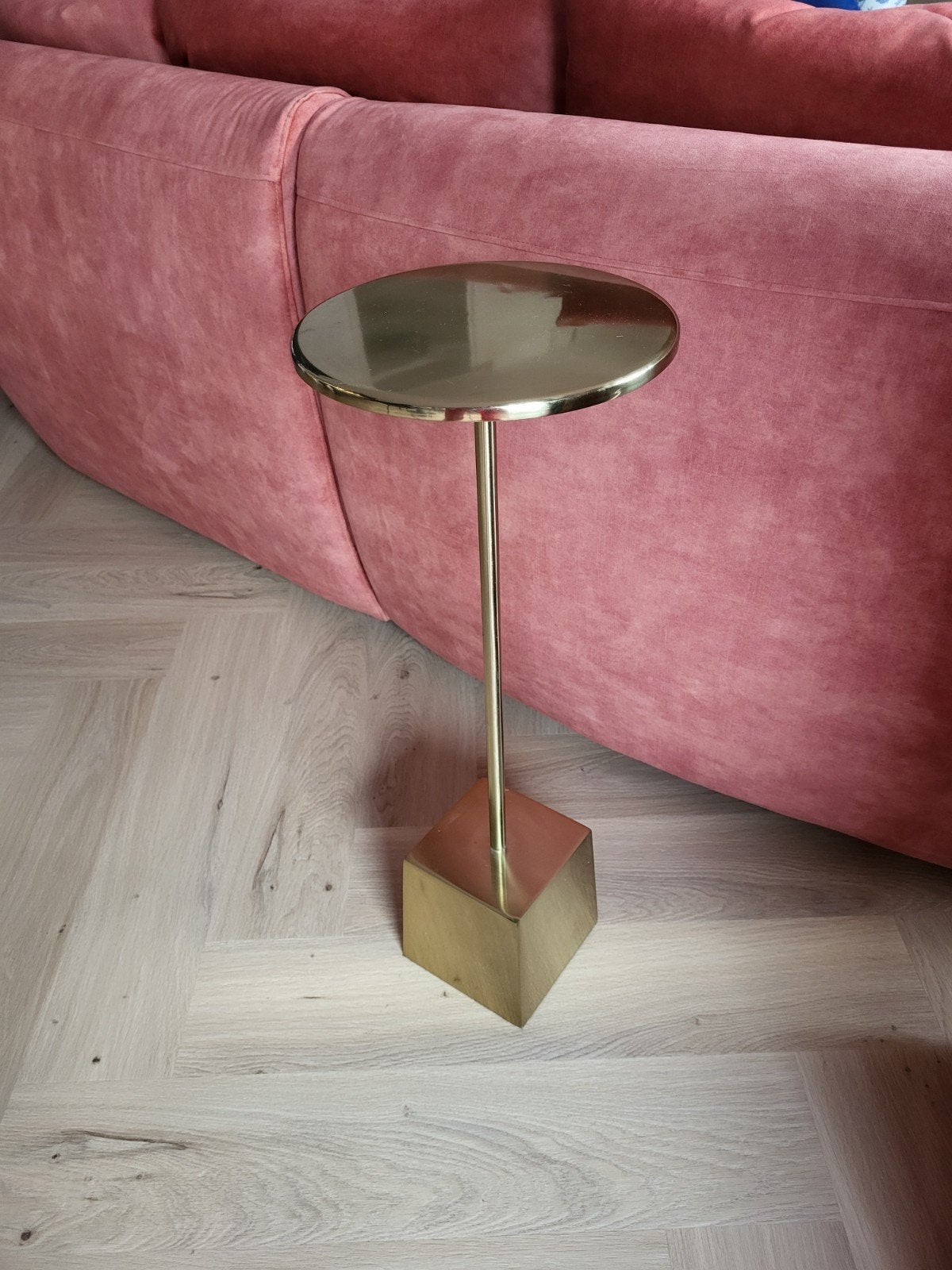Leuke goude metalen bijzettafel van H&M Home, Ophalen, Minder dan 55 cm, Metaal of Aluminium, 60 cm of meer