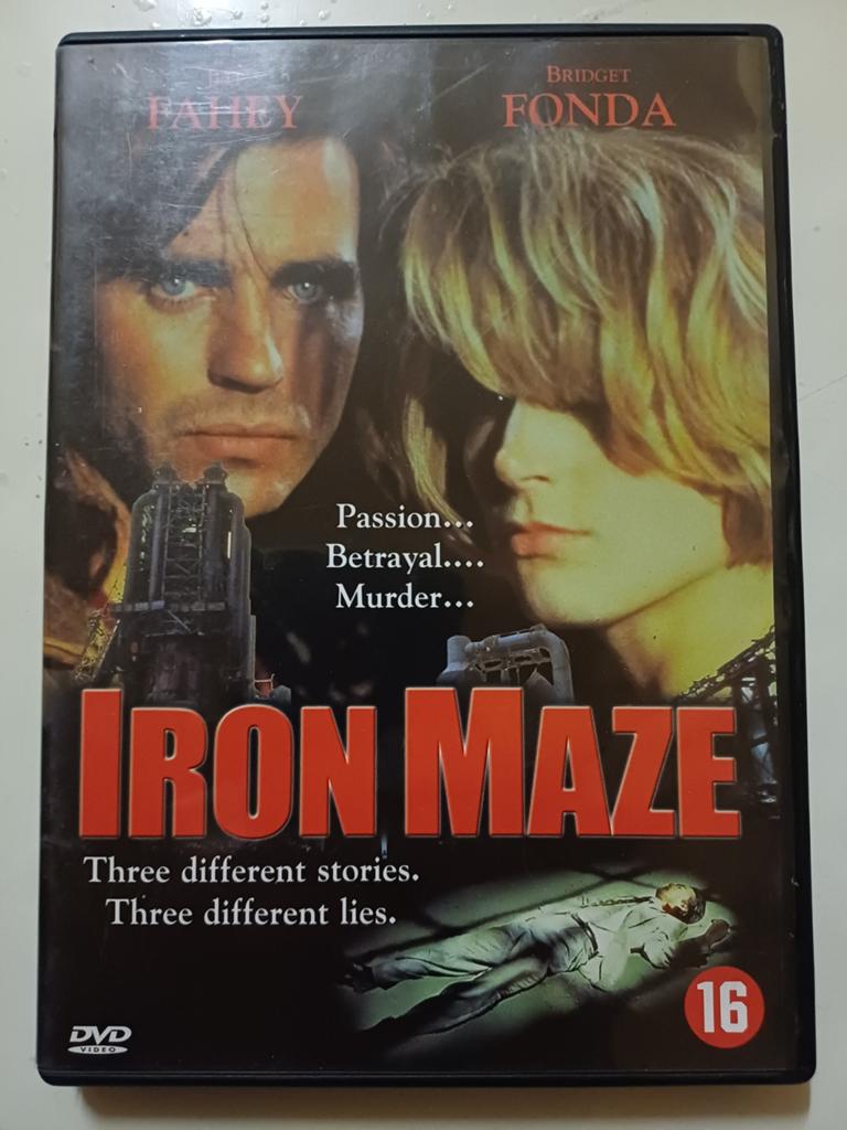 Iron Maze, Vanaf 16 jaar, Ophalen of Verzenden, Zo goed als nieuw