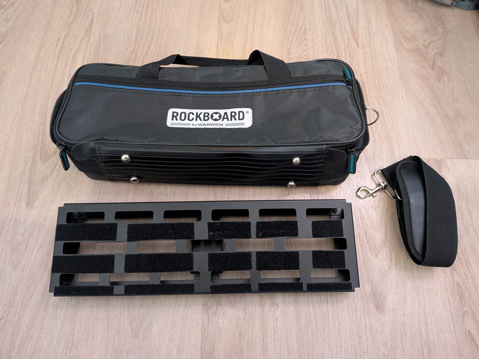 RockBoard DUO 2.1 Pedalboard met Gig Bag, Ophalen of Verzenden, Zo goed als nieuw