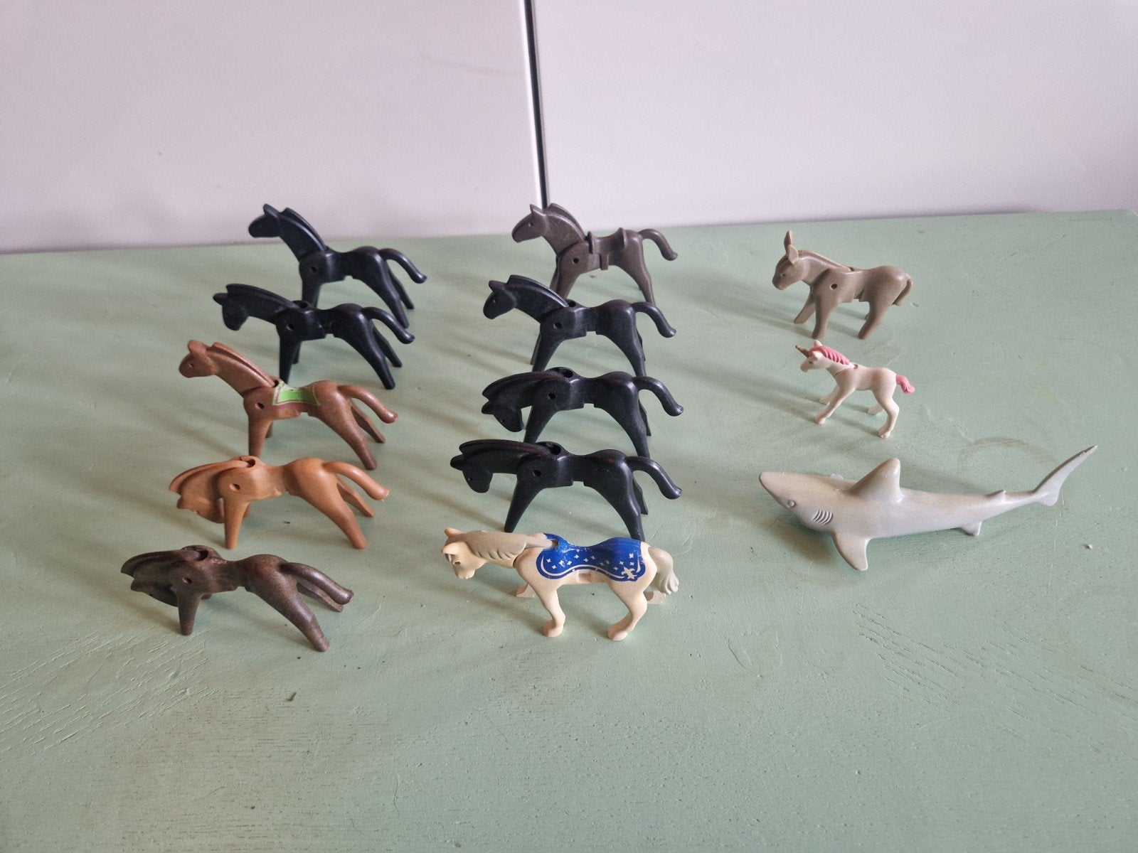 Playmobil dieren: paarden, ezel, eenhoorn en haai (stuk), Ophalen of Verzenden, Gebruikt, Losse onderdelen, Figuren