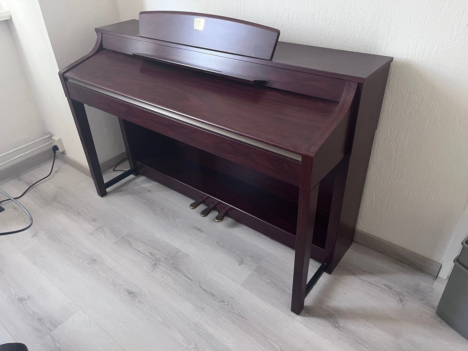 Yamaha electrische piano Clavinova CLP 370, Ophalen, Bruin, Digitaal, Zo goed als nieuw