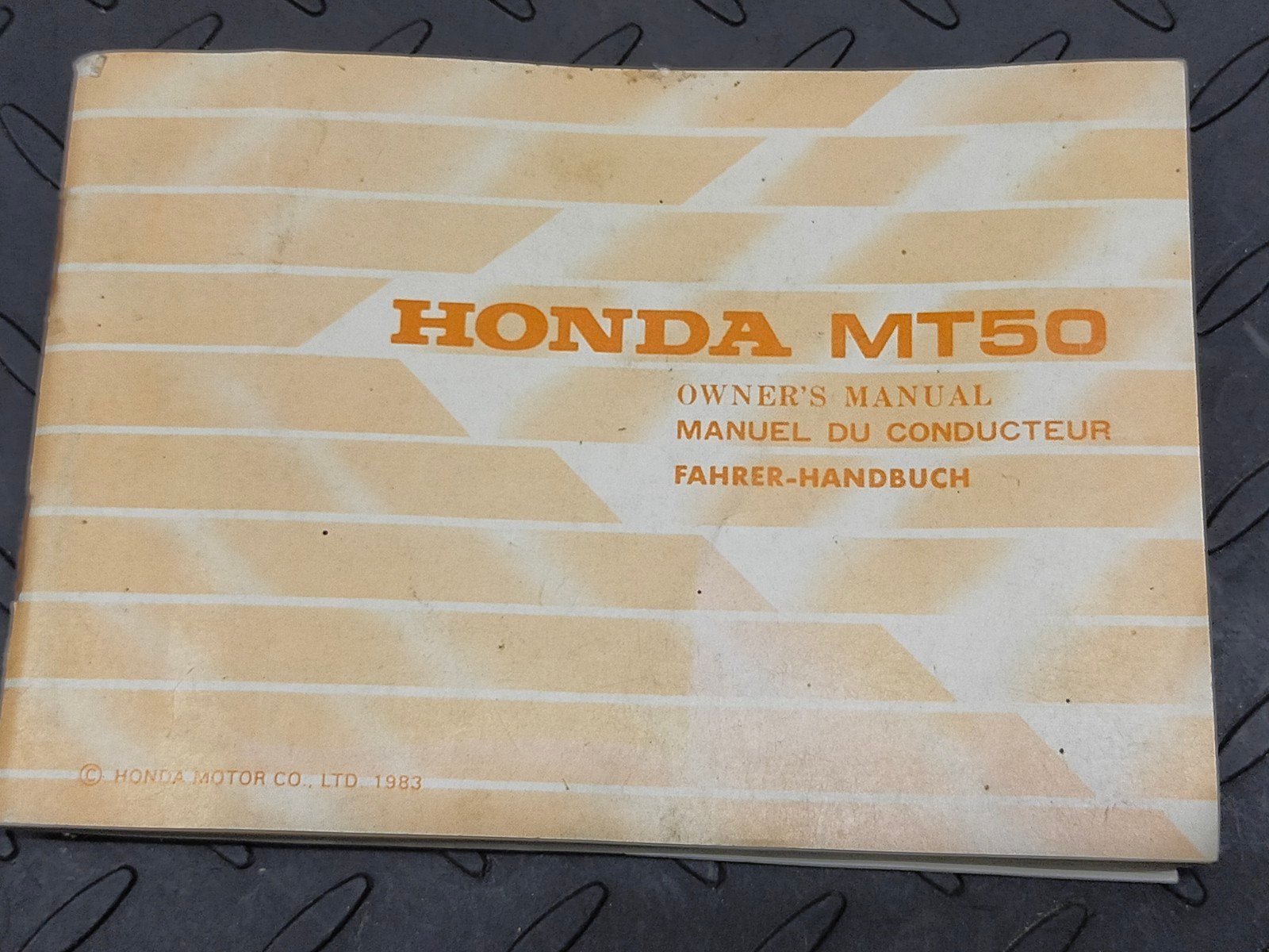 GERSERVEERD Honda MT 50 handleiding instructieboekje 1983, Fietsen en Brommers, Ophalen of Verzenden