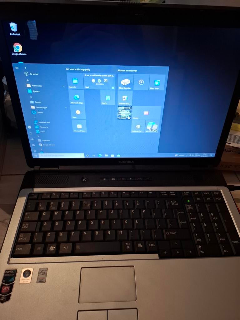 Laptop Toshiba, Ophalen of Verzenden, Gebruikt, Qwerty, Toshiba