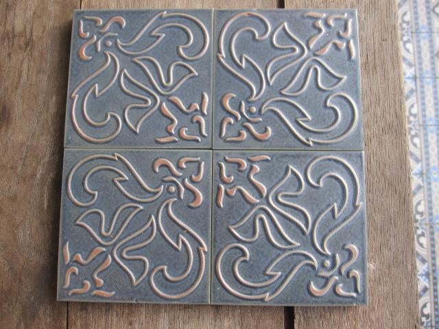 17 m2 retro petrol blauwe tegels in relief Villeroy Boch, Antiek en Kunst, Ophalen