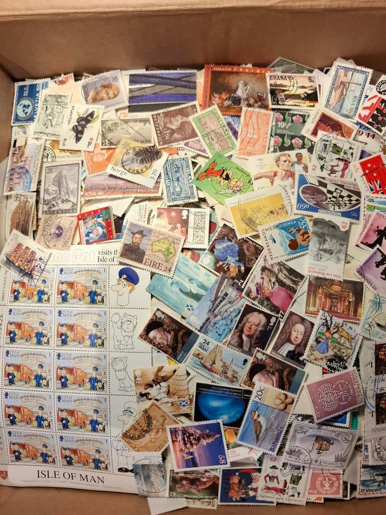 Mooie PARTIJ Wereldzegels Off Paper circa 4 kilo, Ophalen of Verzenden, Buitenland