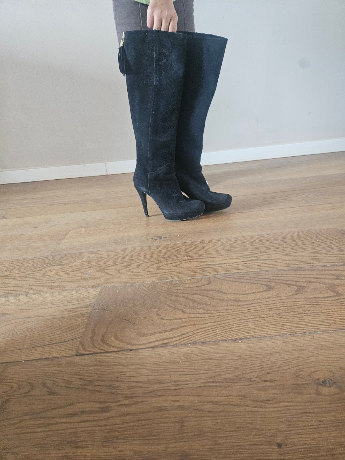 Buffalo London dames laarzen zwart suède maat 37, Kleding | Dames, Schoenen, Hoge laarzen, Zwart, Ophalen of Verzenden, Zo goed als nieuw