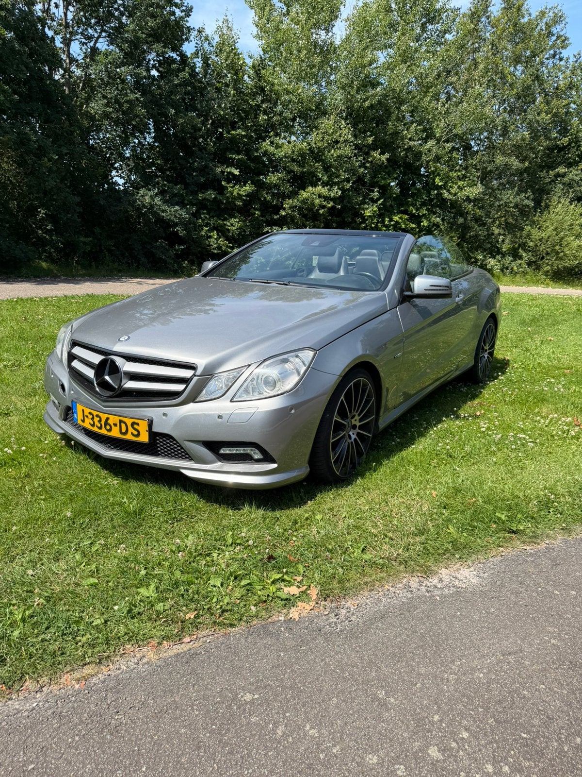 Mercedes-Benz E-Klasse 3.5 E350 CGI Cabriolet AUT 2012 Grijs, Auto's, Automaat, Achterwielaandrijving, Cabriolet, 4 stoelen