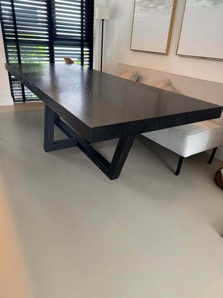 Grote zwarte houten essen eettafel stalen frame 2.60 x 1.00m, Ophalen, 100 tot 150 cm, 200 cm of meer, Zo goed als nieuw
