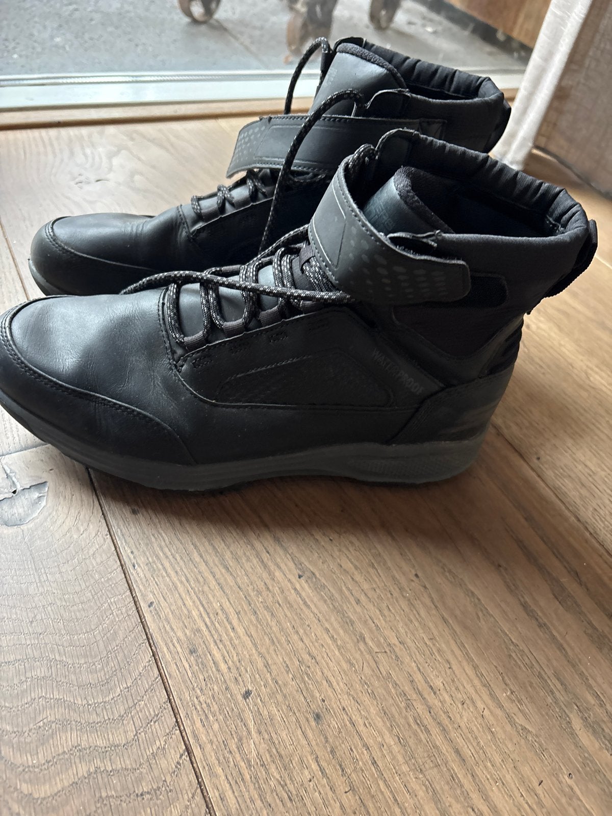 Skechers GoGolf Waterproof Golfschoenen Maat 42 Zwart, Ophalen of Verzenden, Zo goed als nieuw, Zwart, Sportschoenen