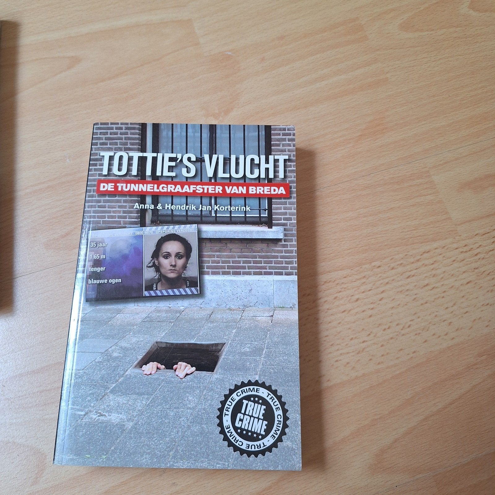 Anna Korterink - Tottie's vlucht, Boeken, Ophalen of Verzenden, Zo goed als nieuw, Anna Korterink; Hendrik Jan Korterink