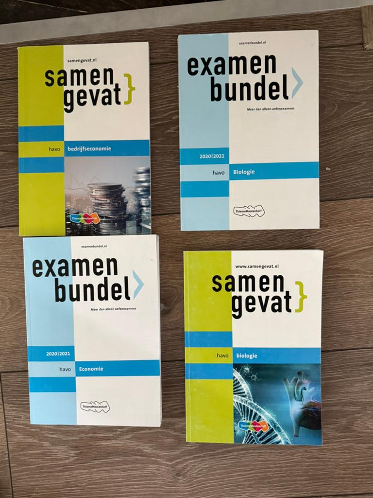 Examenbundel economie en biologie, Boeken, Ophalen of Verzenden, Zo goed als nieuw, HAVO, Biologie