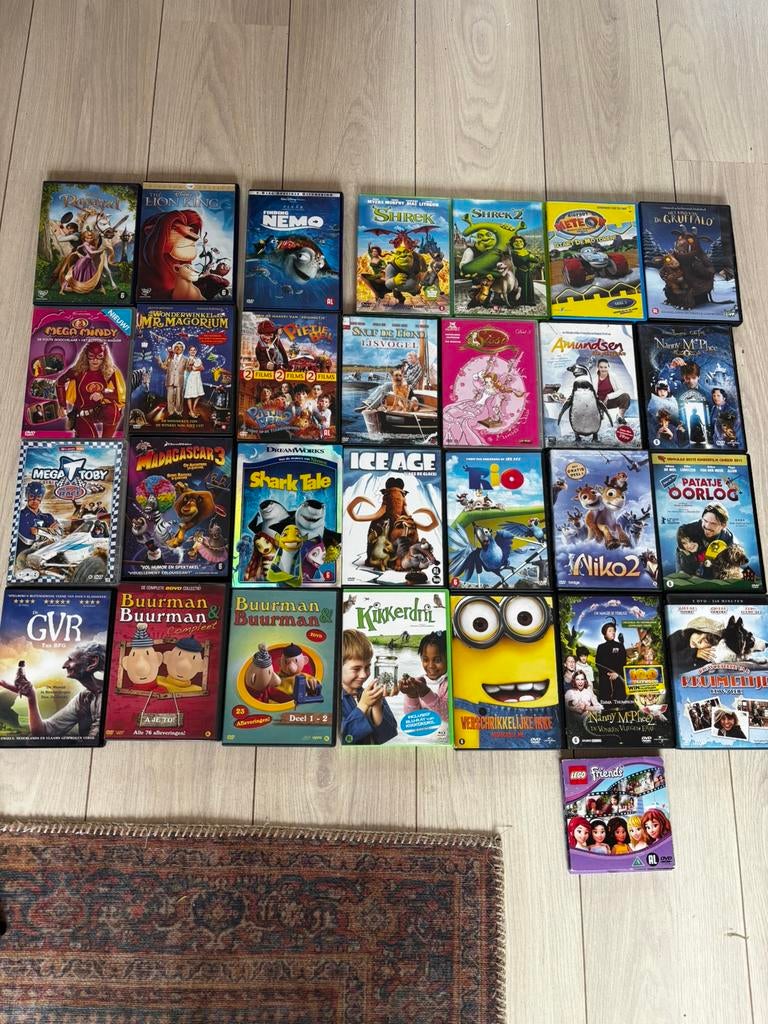 Dvd 28 stuks, Ophalen of Verzenden, Zo goed als nieuw