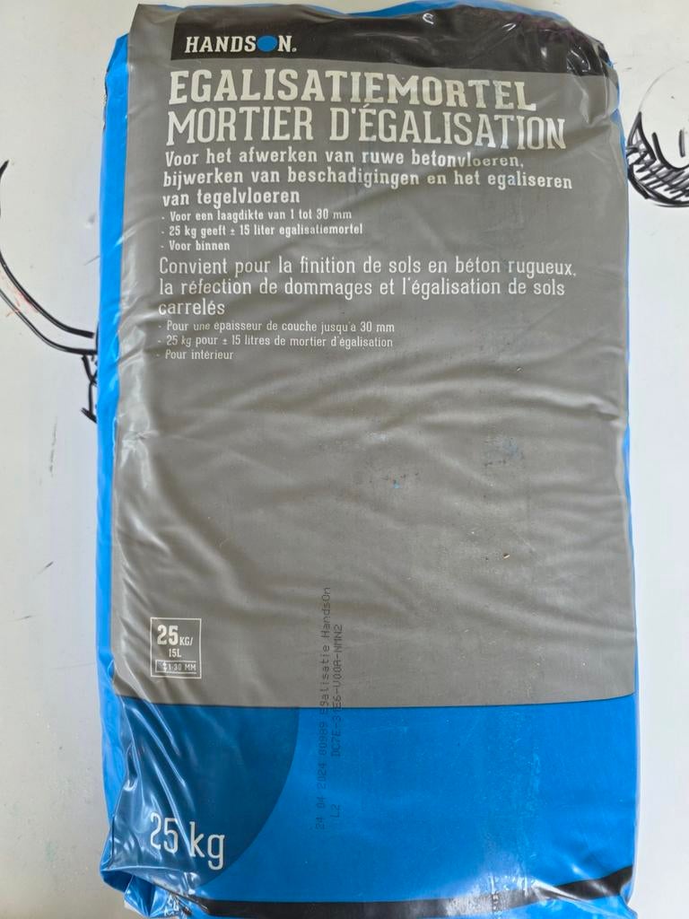 HandsOn Egalisatiemortel 25 kg - Voor binnen (8 zakken), Ophalen, Overige typen, Nieuw, Minder dan 20 cm