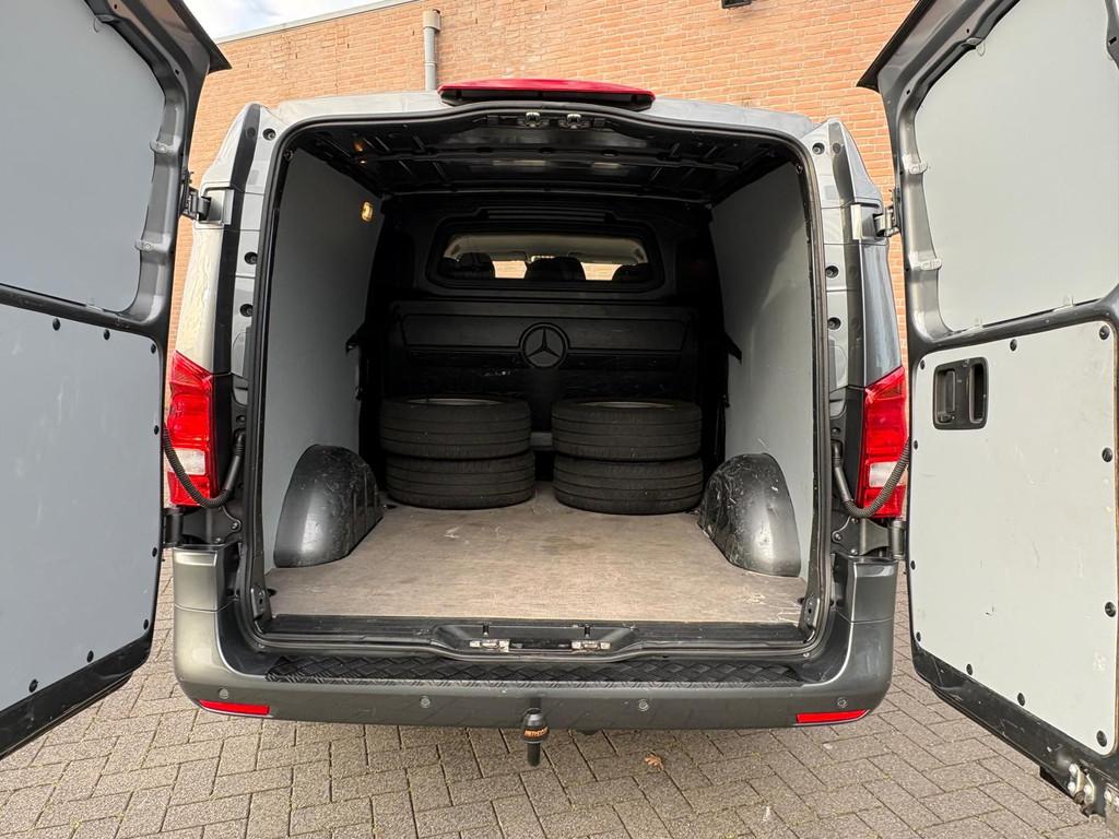 Mercedes-Benz Vito 114CDI 136PK XL Dubbelcabine / Distronic, Auto's, Automaat, Gebruikt, 4 cilinders, Met garantie (alle)