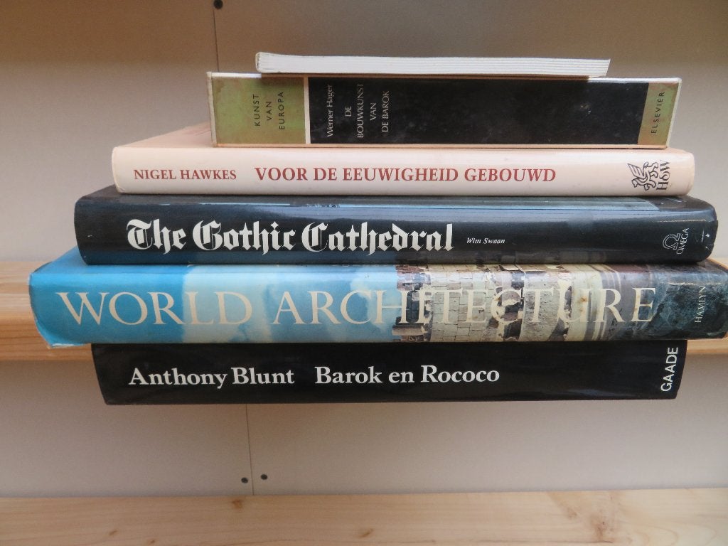 Kleine verzameling architectuurboeken, Gelezen, Diverse auteurs, Ophalen of Verzenden, Architectuur algemeen