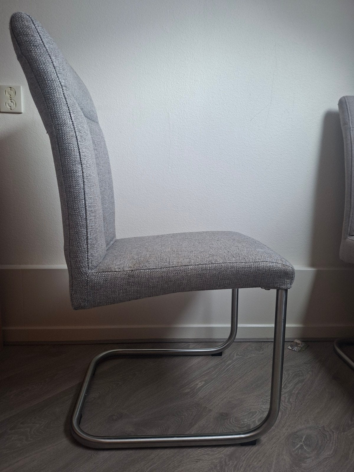 6 comfortabele gebruikte keukenstoelen, Ophalen, Gebruikt, Metaal, Grijs